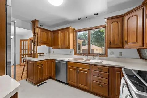 4930 39th Avenue S Minneapolis MN 55417
