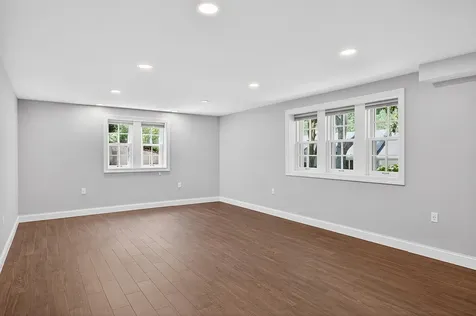 412 W Minnehaha Parkway Minneapolis MN 55419