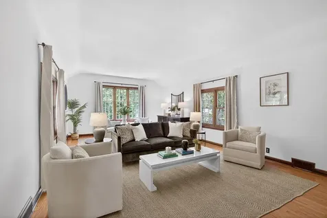 412 W Minnehaha Parkway Minneapolis MN 55419