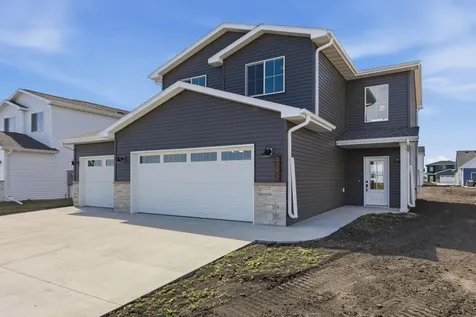 6252 85th Avenue S Horace ND 58047