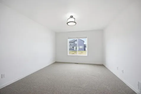 2595 72 Avenue S Fargo ND 58104