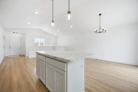 2595 72 Avenue S Fargo ND 58104