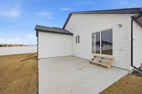 2595 72 Avenue S Fargo ND 58104