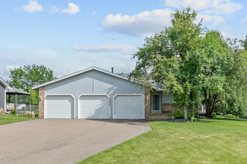 14655 Greenridge Lane Burnsville MN 55306