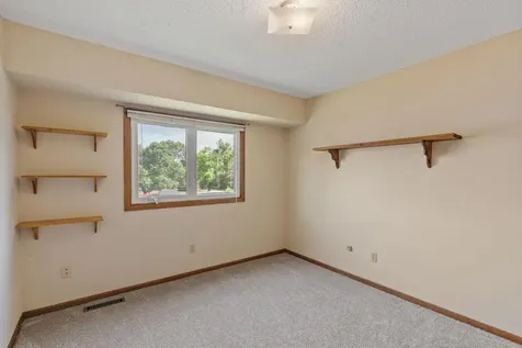 14655 Greenridge Lane Burnsville MN 55306