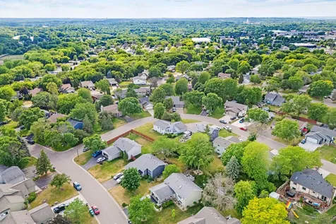 14655 Greenridge Lane Burnsville MN 55306
