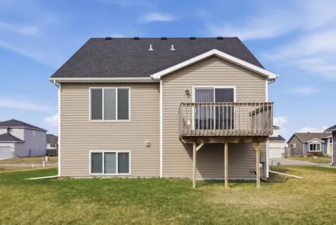 1800 41st Street S Moorhead MN 56560