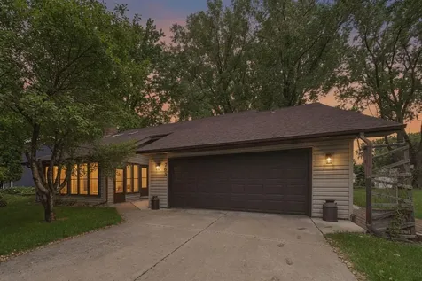783 Berwood Avenue Vadnais Heights MN 55127