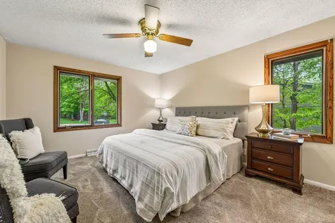 18710 28th Avenue N Plymouth MN 55447