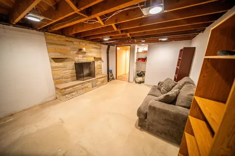 301 5th Ave NW Dodge Center MN 55927