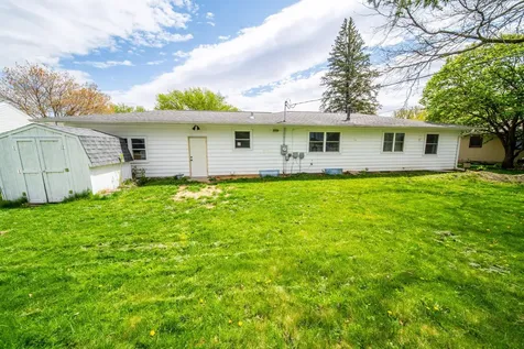 301 5th Ave NW Dodge Center MN 55927