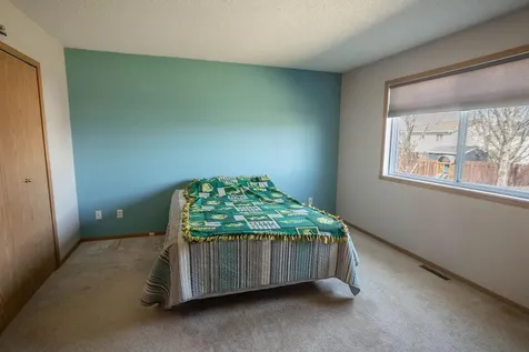 2111 61st Avenue S Fargo ND 58104
