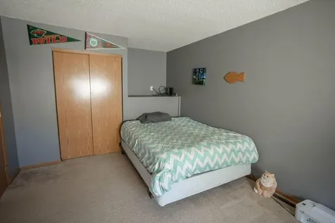 2111 61st Avenue S Fargo ND 58104