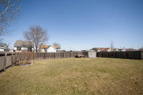 2111 61st Avenue S Fargo ND 58104