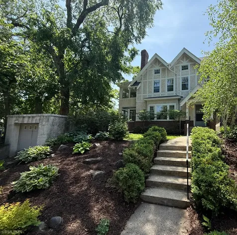 2517 W 42nd Street Minneapolis MN 55410