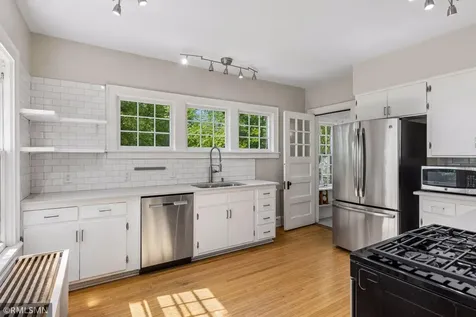 2517 W 42nd Street Minneapolis MN 55410