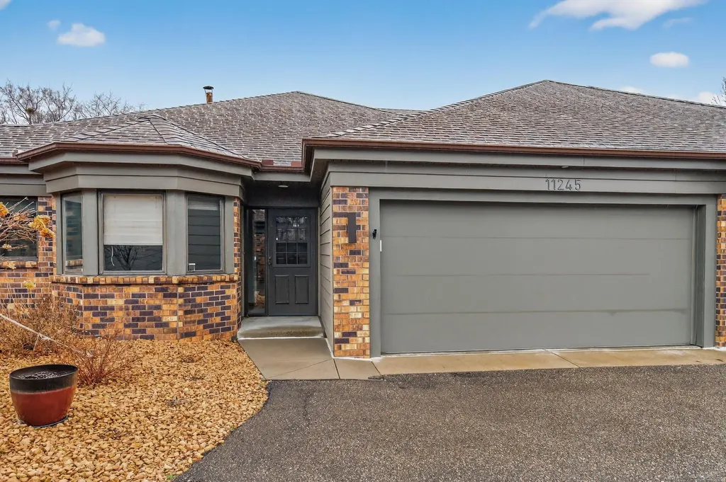 11245 57th Avenue N Plymouth MN 55442