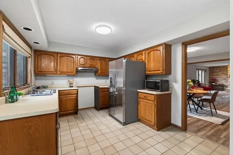 11245 57th Avenue N Plymouth MN 55442