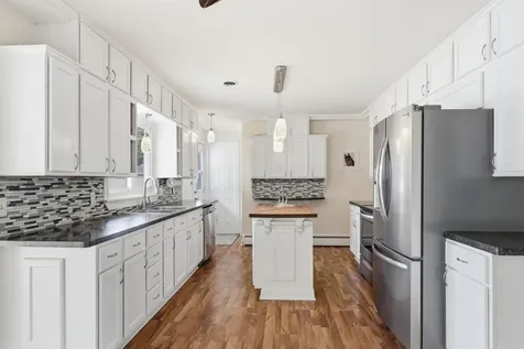 613 Monroe Street S Shakopee MN 55379