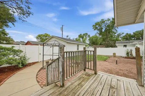 613 Monroe Street S Shakopee MN 55379