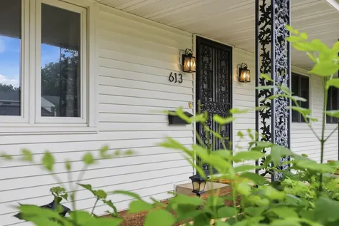 613 Monroe Street S Shakopee MN 55379