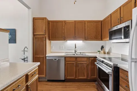 3240 Old Highway 8 Saint Anthony MN 55418