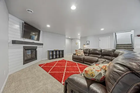 3037 Prairie Farms Circle S Fargo ND 58104
