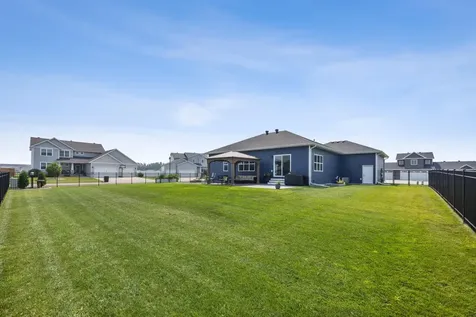 3037 Prairie Farms Circle S Fargo ND 58104