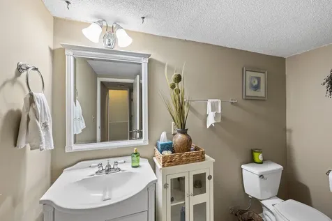 18885 Valley View Road Eden Prairie MN 55346