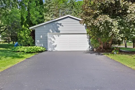 18885 Valley View Road Eden Prairie MN 55346