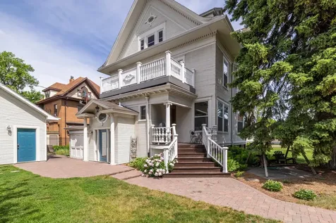 1100 3rd Avenue S Fargo ND 58103