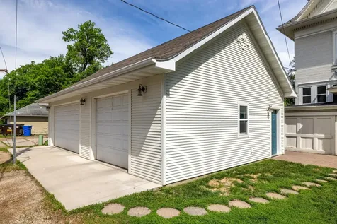 1100 3rd Avenue S Fargo ND 58103