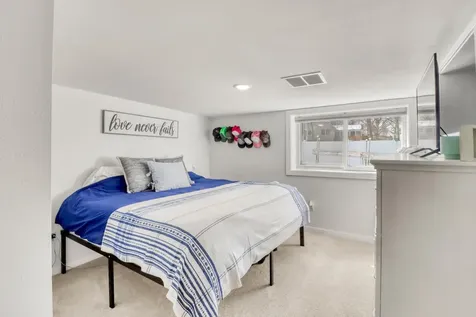 1324 E Shore Drive Detroit Lakes MN 56501