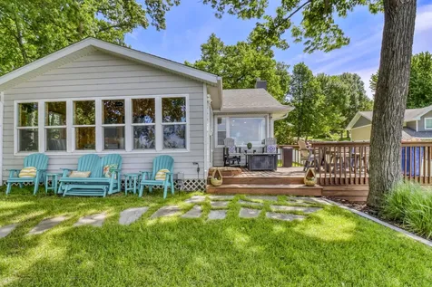 1324 E Shore Drive Detroit Lakes MN 56501