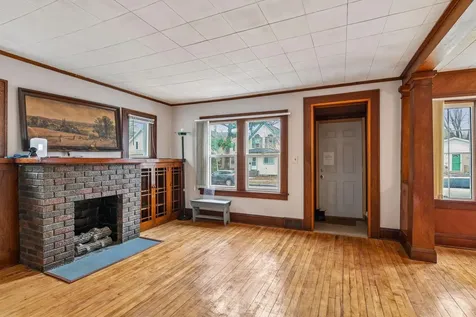 1038 23rd Avenue SE Minneapolis MN 55414