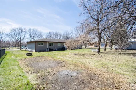 505 8th Avenue SE Barnesville MN 56514