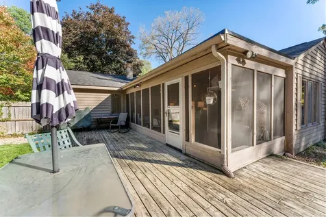 4848 Arlington Drive Hopkins MN 55343