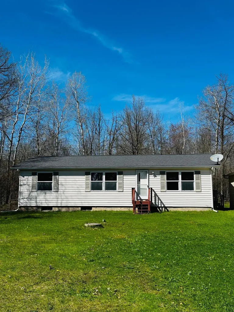 2882 28 5/16 Avenue Birchwood WI 54817