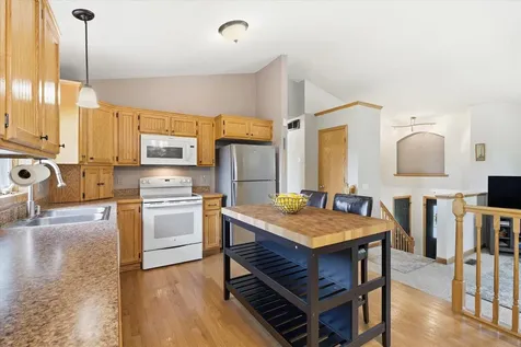 1109 Pond View Drive Braham MN 55006
