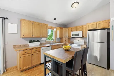 1109 Pond View Drive Braham MN 55006