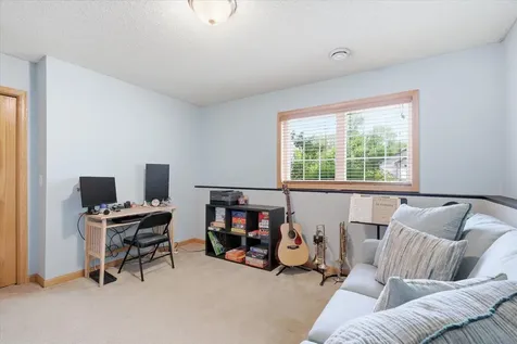 1109 Pond View Drive Braham MN 55006