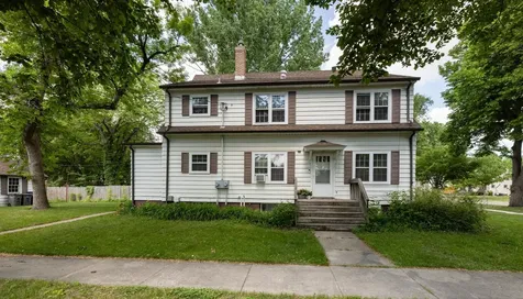 623 6th Street S Moorhead MN 56560