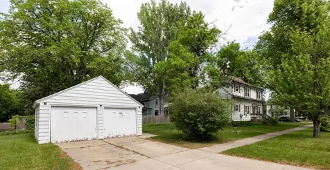 623 6th Street S Moorhead MN 56560