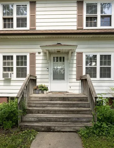 623 6th Street S Moorhead MN 56560
