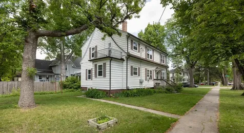 623 6th Street S Moorhead MN 56560