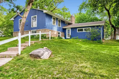 7100 Foxboro Lane Woodbury MN 55125