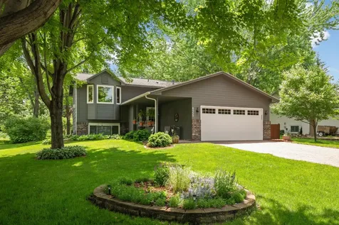 8553 Chanhassen Hills Drive S Chanhassen MN 55317