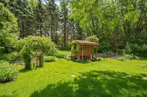 8553 Chanhassen Hills Drive S Chanhassen MN 55317