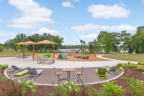 8553 Chanhassen Hills Drive S Chanhassen MN 55317
