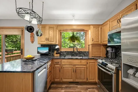 8553 Chanhassen Hills Drive S Chanhassen MN 55317